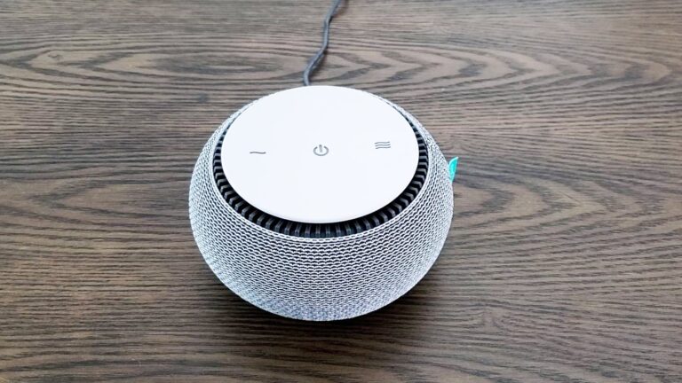Snooz white noise machine