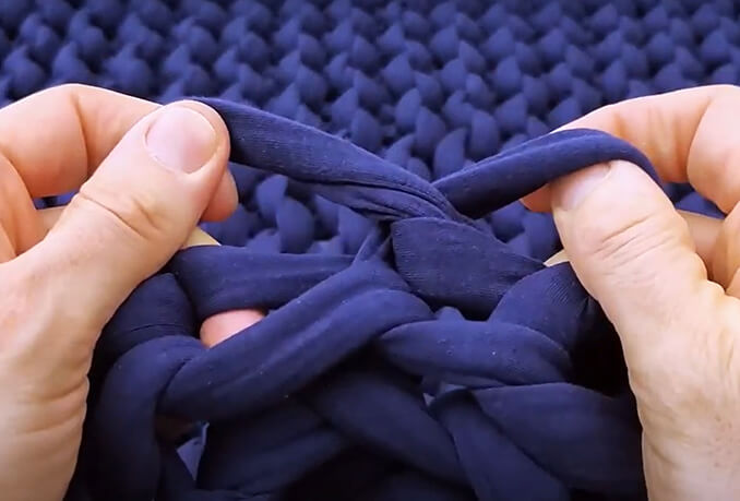 Chunky knit weighted blanket close up
