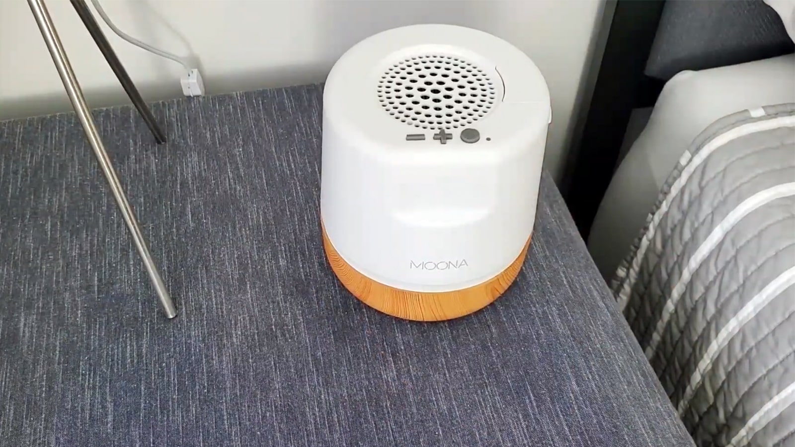 Moona cooling pad base unit