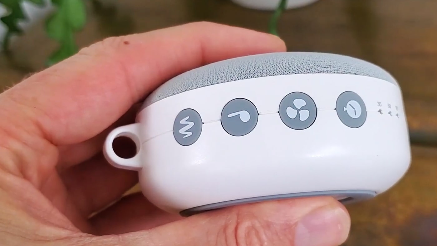 Dreamegg D11 buttons close up