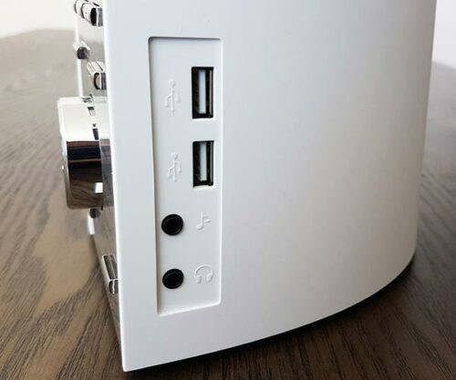photo of the side of the sound+sleep special edition, showing the headphone jack and USB ports
