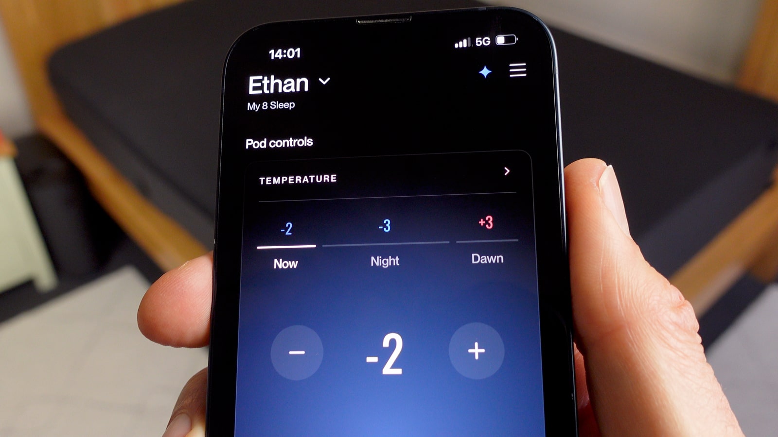 App screen on a smartphone for bed temperature control 