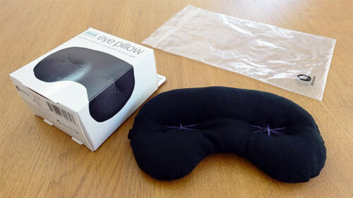 imak eye pillow with box and carry bag