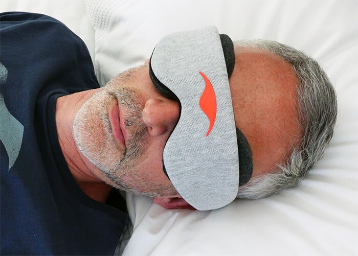 man wearing the Manta sleep mask