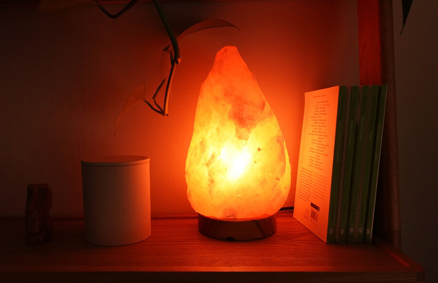 himalayan salt lamp