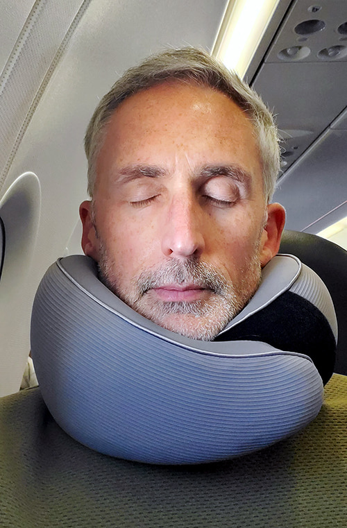 AYHome travel pillow