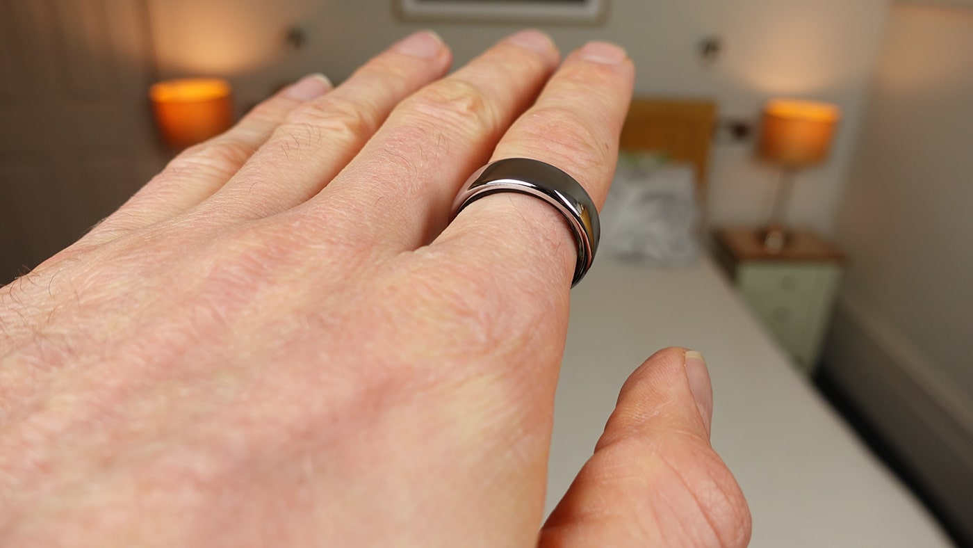 Oura Ring 3 on a finger