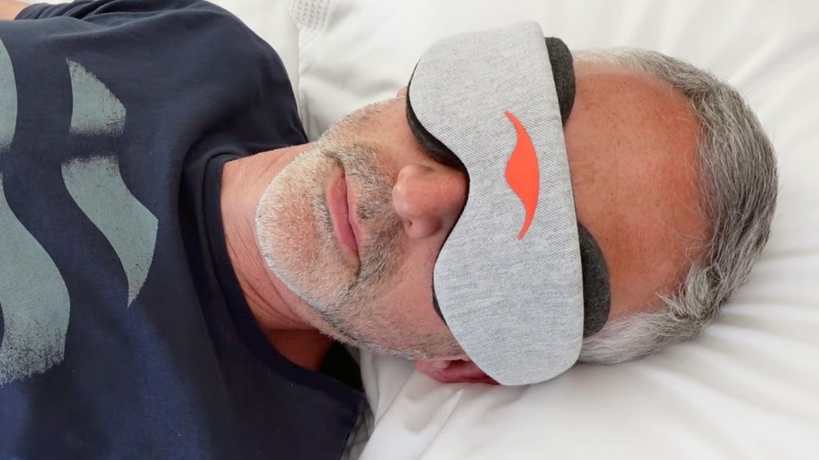 man wearing the Manta sleep mask
